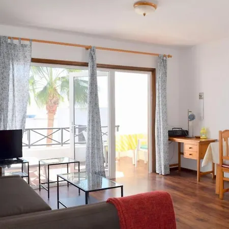 Apartment Reni *